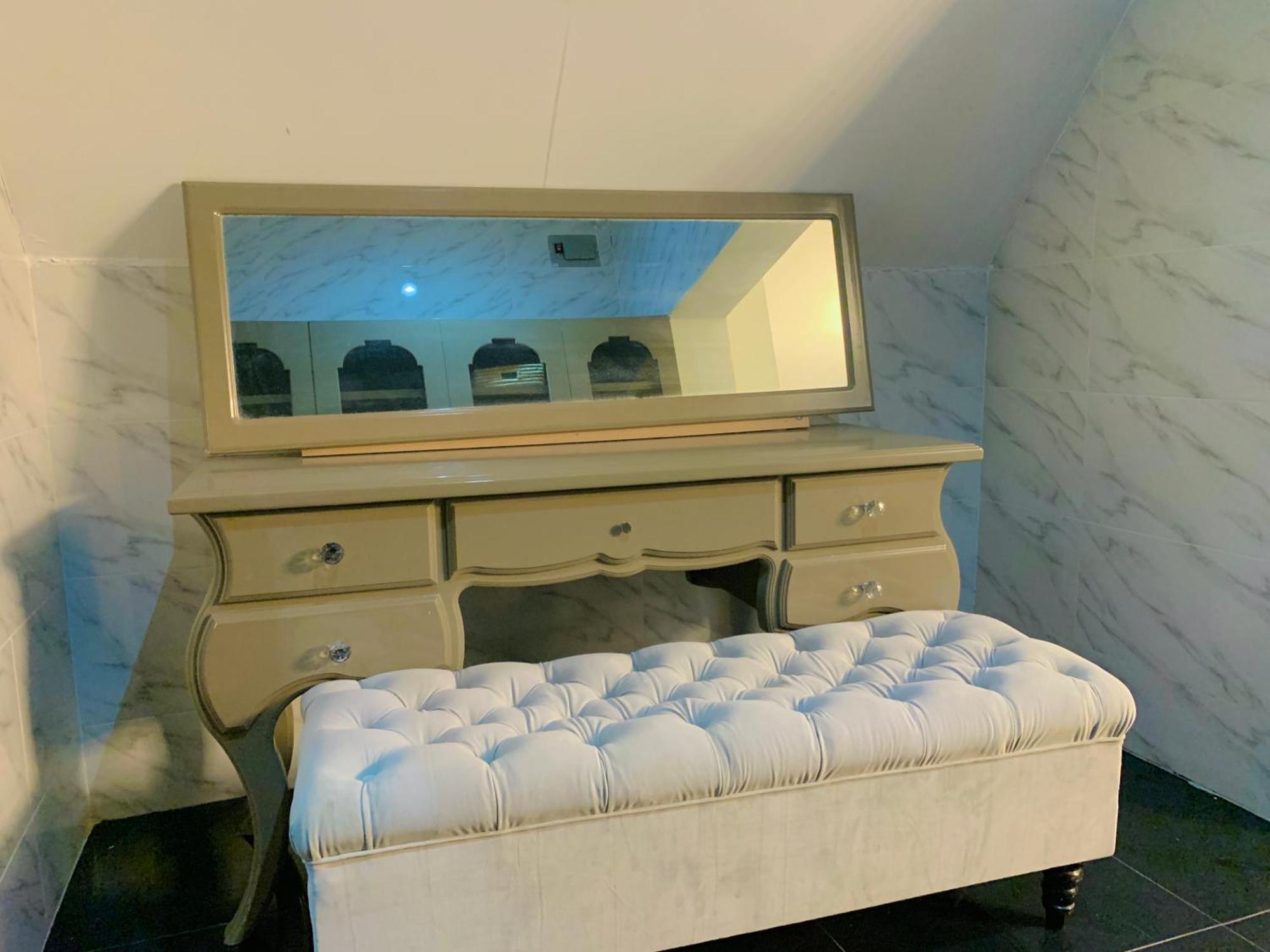 Amor Hotels Абуджа Екстериор снимка