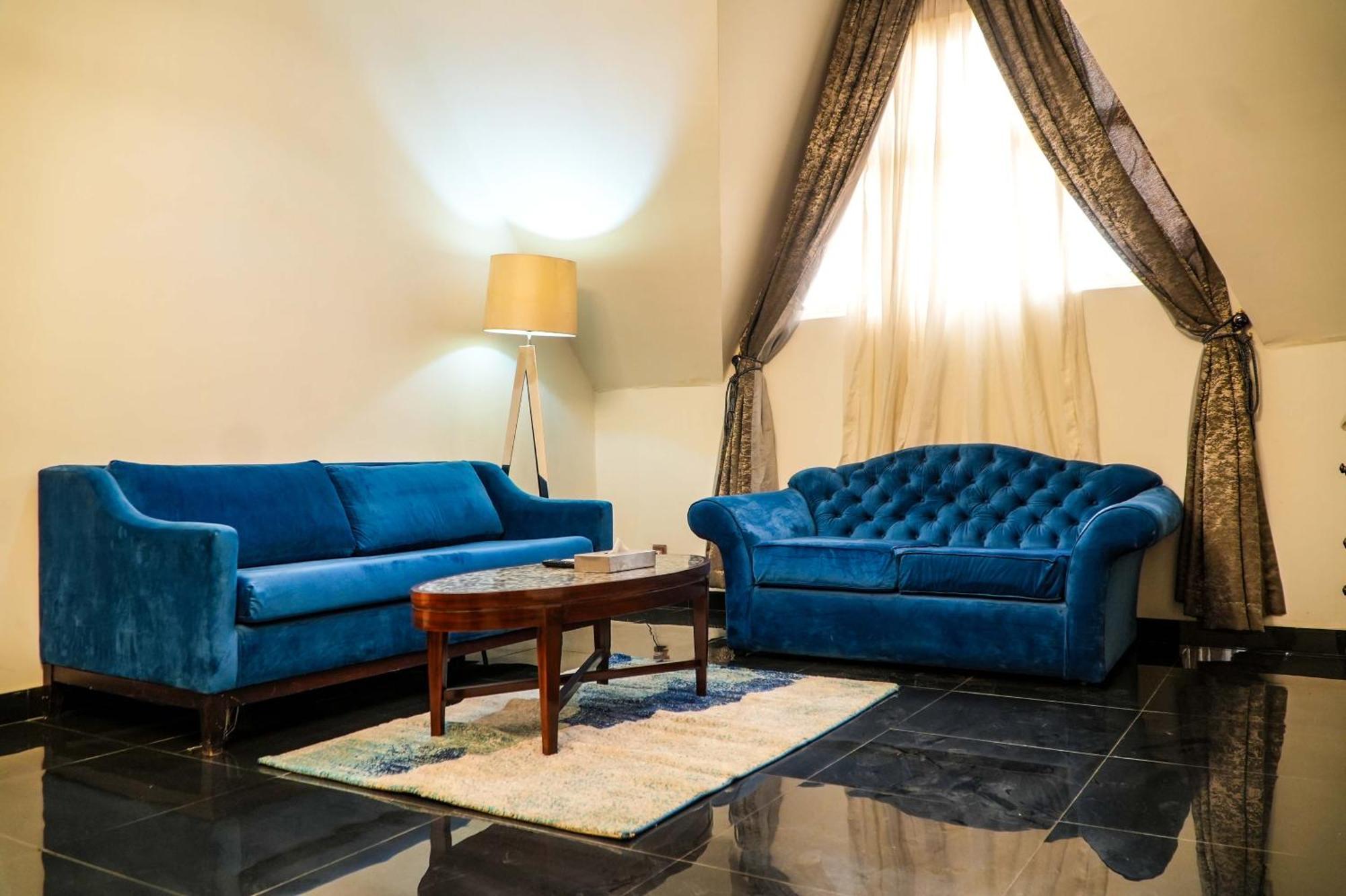 Amor Hotels Абуджа Екстериор снимка